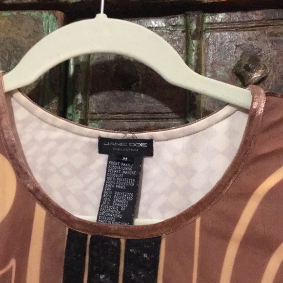 Top - Picture 2 of 5